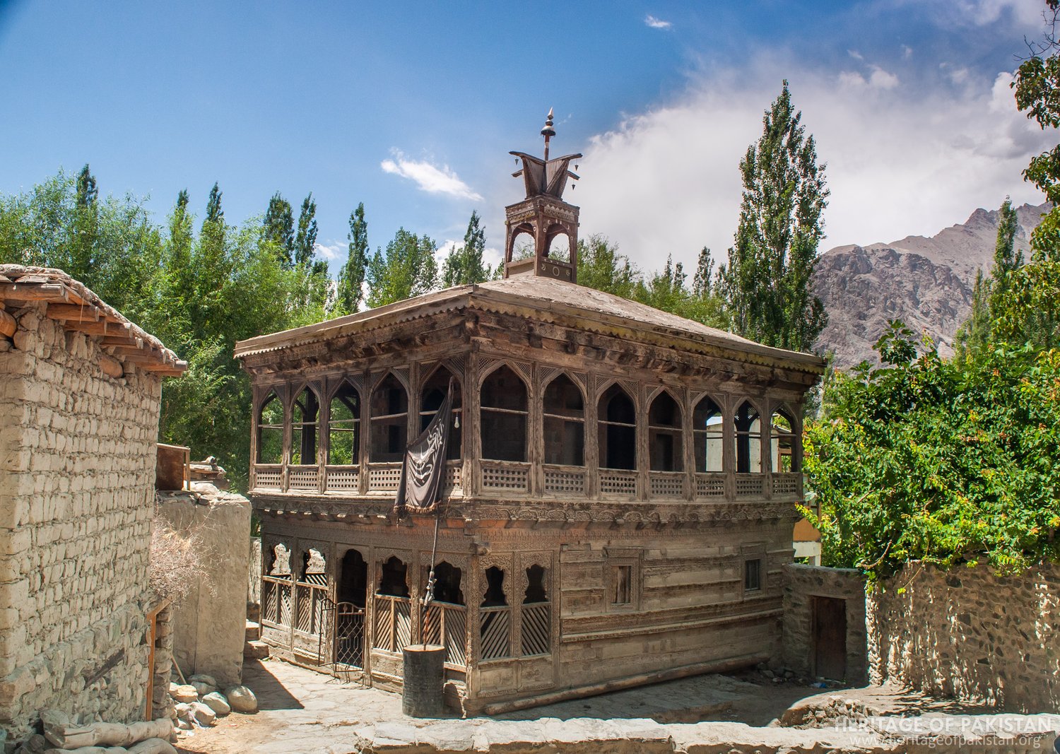 Khilingrong Mosque