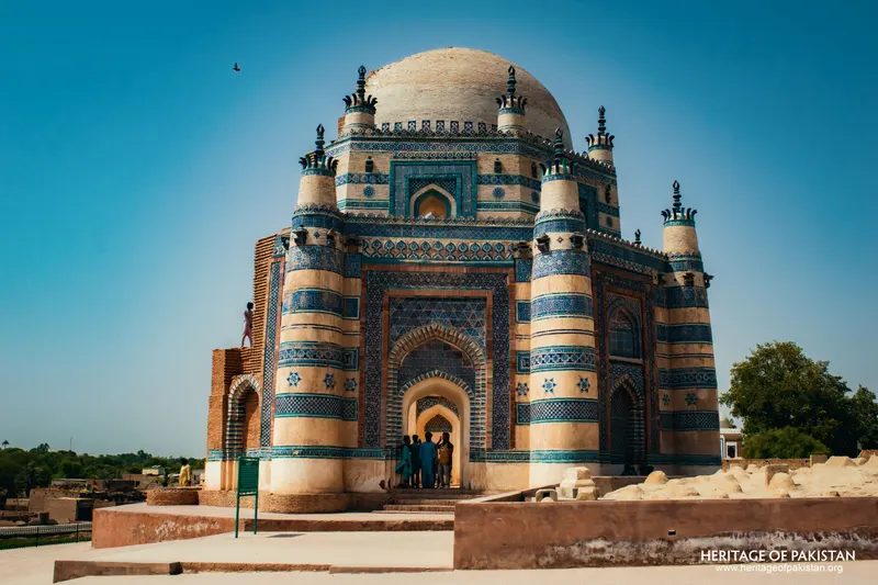 Tomb of Bibi Jawindi