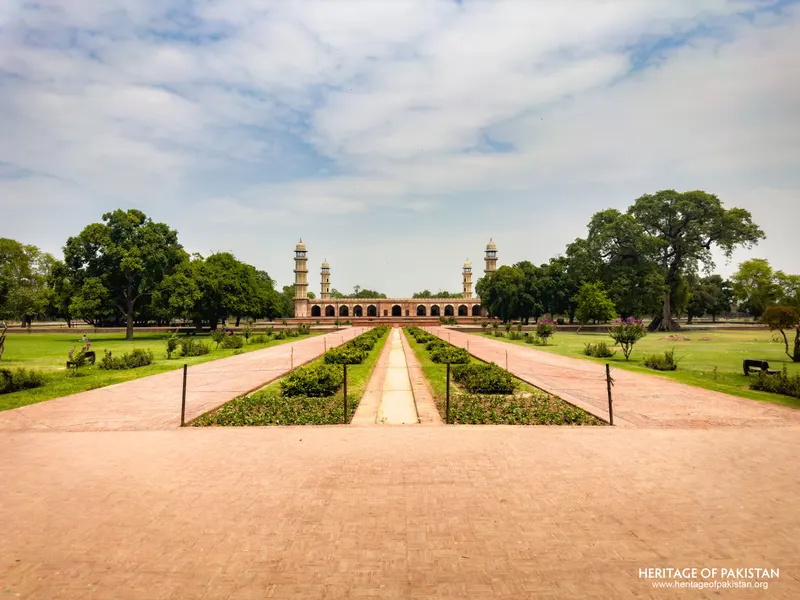 Tomb of Emperor Jahangir
